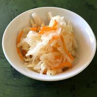 Салат из квашеной капусты в Кафе ламанча