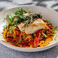 Пестрая зубатка с соусом том ям в Rose Mary