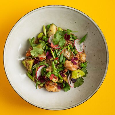 Киноа с креветками в Matteos по цене 690 ₽