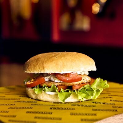 Куриный капрезе в Хорошее Место по цене 459 ₽