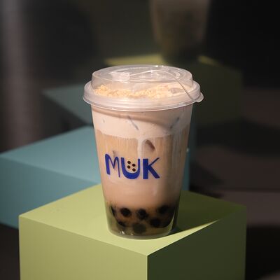 Сникерс в Muk по цене 410 ₽