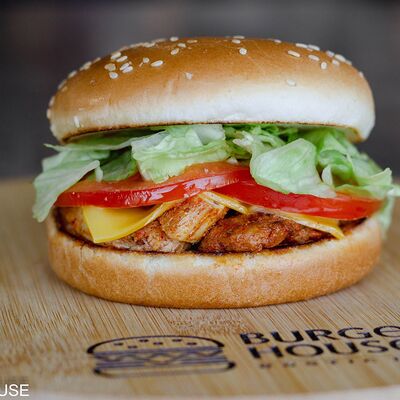 Чикен Фреш в Burger House по цене 355 ₽