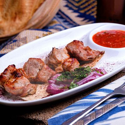 Телятина в Кафе кавказской кухни Хурма по цене 680 ₽