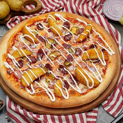 Пицца Деревенская Капричоза в Рыбин Гуд Sushi Premium по цене 820 ₽