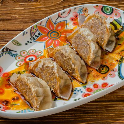 Гедза говядина в Good Karma Bar по цене 890 ₽