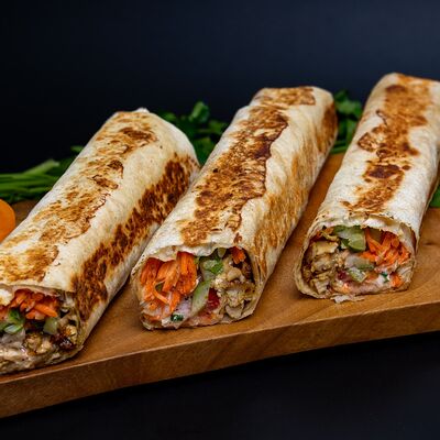 Килограммовая шаурма с курицей в Сфинкс Food по цене 1250 ₽