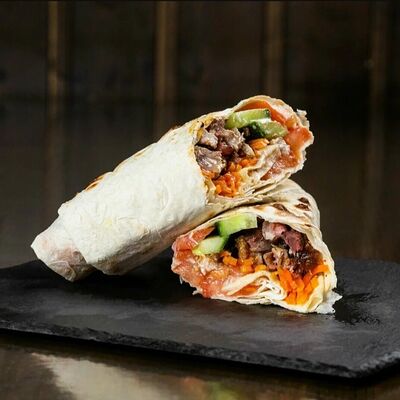 Шаурма с Говядиной в Паприка по цене 680 ₽