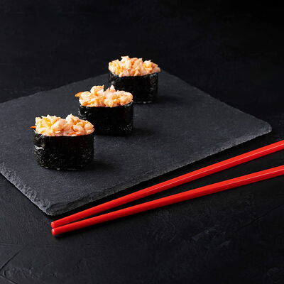 Эби спайси гункан в Sushiman по цене 352 ₽