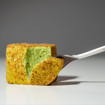 Мини-птичка фисташковая в ТРУФ кондитерский цех по цене 180 ₽