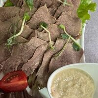 Язык отварной в Вкусснов
