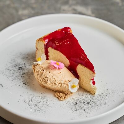 Сан Себастьян белый с малиной в Полтора тигра по цене 680