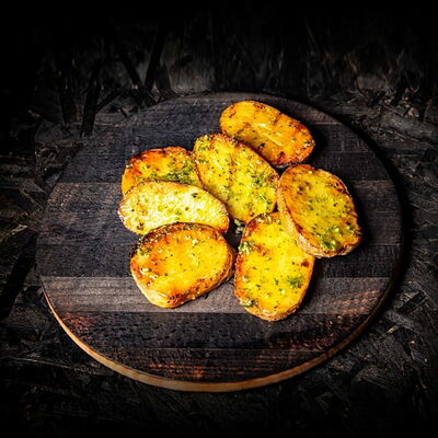 Картофель гриль с соусом песто в KOSTROF по цене 298 ₽