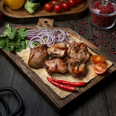 Шашлык из бараньей мякоти в Прожар по цене 1215 ₽