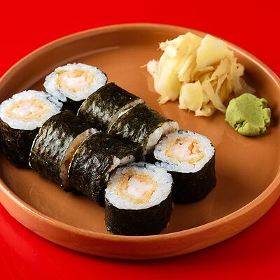 Маки ролл с креветкой темпура в Kaiju по цене 480 ₽