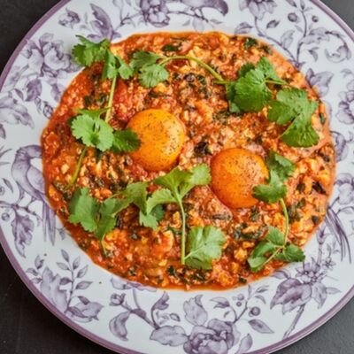 Шакшука с томатами и травамив Цыпочка по цене 930 ₽