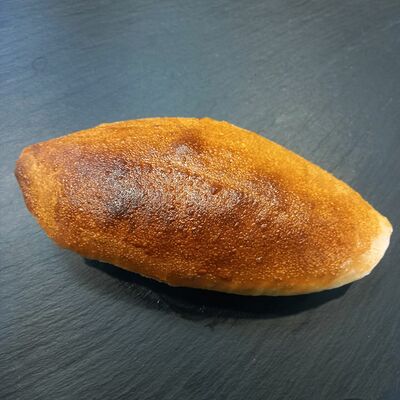 Пирожок с капустой в Мон Батонъ по цене 110 ₽