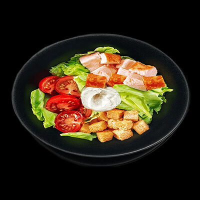 Салат Цезарь с курицей в Sushi Maximum по цене 590 ₽
