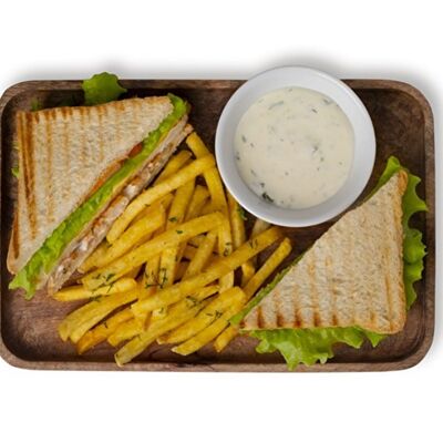 Сэндвич с курицей ифри в Суши & Гирос по цене 324 ₽