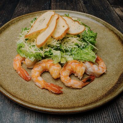 Цезарь с креветками в Вкус кафе по цене 775 ₽