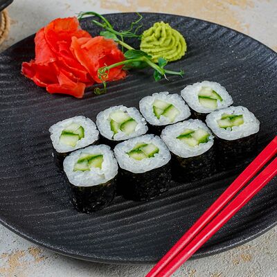 Мини-ролл с огурцом в X-Delivery по цене 360 ₽