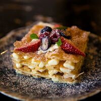 Логотип Чехов сад