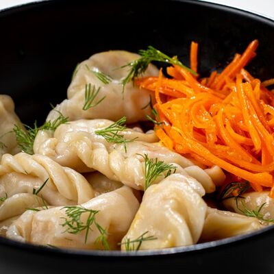 Запорожцыв Пельмени и Пироги по цене 330 ₽