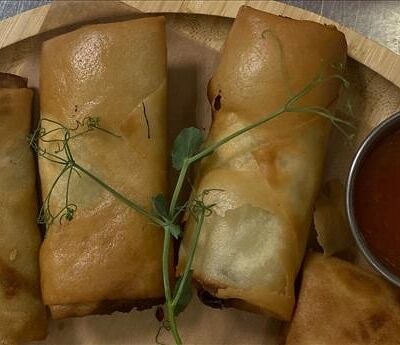 Рулетики бюргерские с грибами в Генрих и Генриетта по цене 320 ₽