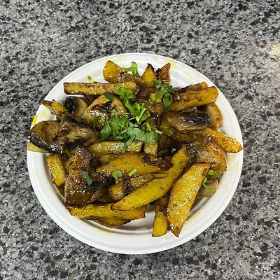 Картофель с грибами в Каракилис по цене 399 ₽