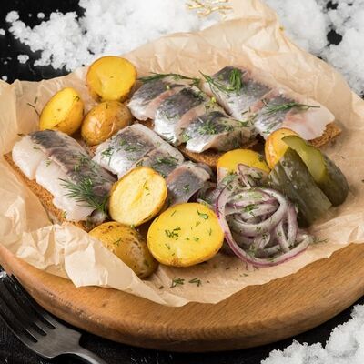 Сельдь с картофелем в Mesto Sushi & Grill по цене 290