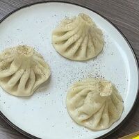 Хинкали с телятиной и свининой в Мокона