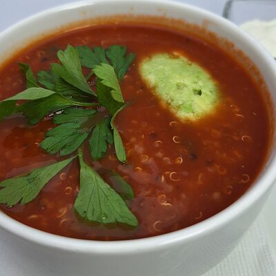 Томатный суп с киноа в Smart Cafe по цене 490 ₽