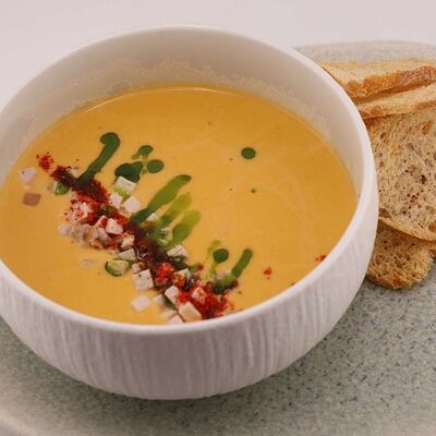 Чечевичный суп с брискетом из индейки в Melty по цене 530 ₽