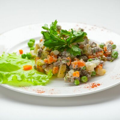 Салат Оливье в С.У.П. по цене 55 ₽