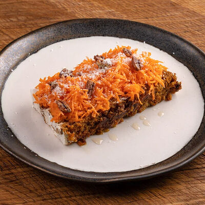 Морковный пирог в Горыныч по цене 620 ₽