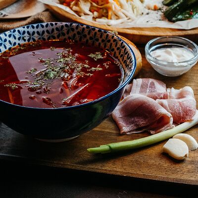 Борщ в Собрание по цене 420 ₽