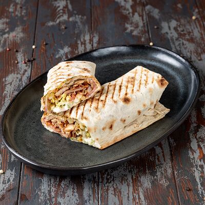 Шаурма BBQ с курицей в Istanbul StreetFood по цене 550 ₽