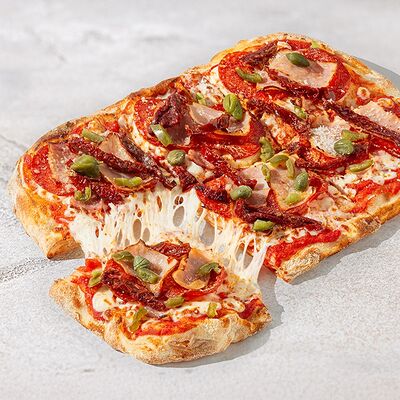 Пицца Дьявола в Eazzy Pizza по цене 730 ₽