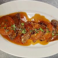 Буженина с томатами в остро-сладком соусе в Моне