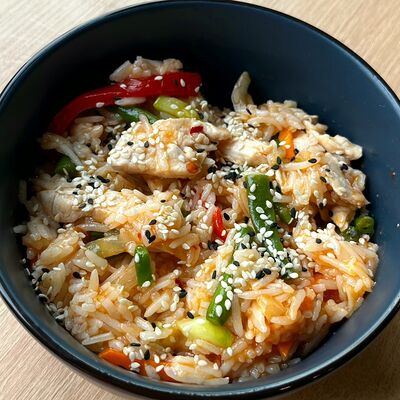 Рис с овощами в ЛапшаРис по цене 370 ₽
