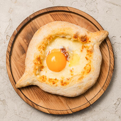 Хачапури по-аджарскив Лали Бистро по цене 670 ₽