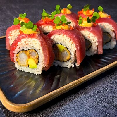 Ролл красный дракон в Бейкер суши по цене 1049 ₽