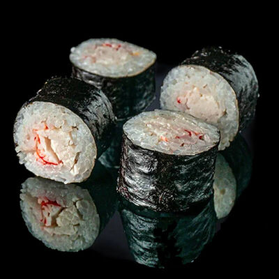 Ролл со снежным крабом в Sushi Maximum по цене 330 ₽