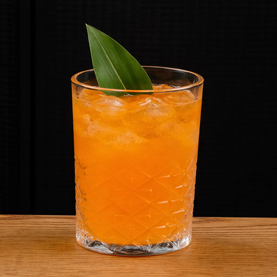 Лимонад манго-маракуйя в Кубанские пивоварни по цене 270 ₽