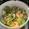 Зеленый салат с креветкамив Современники по цене 1150