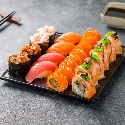 Ponyo сет №1 в Ponyo sushi bar по цене 3650 ₽