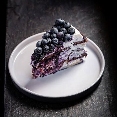Черничный торт с голубикой в Техникум по цене 790 ₽