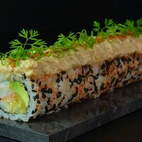 Ролл с гребешком и креветкой в Rick'n'Roll