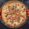 Пицца с копченой форелью и каперсами (30 см.) в Артин по цене 1290