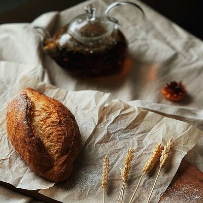 На Хлеб Пшеничный 210г в Кондитерская Виолет по цене 99 ₽