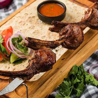 Шашлык из корейки ягненка в Баклажан в ТЦ 